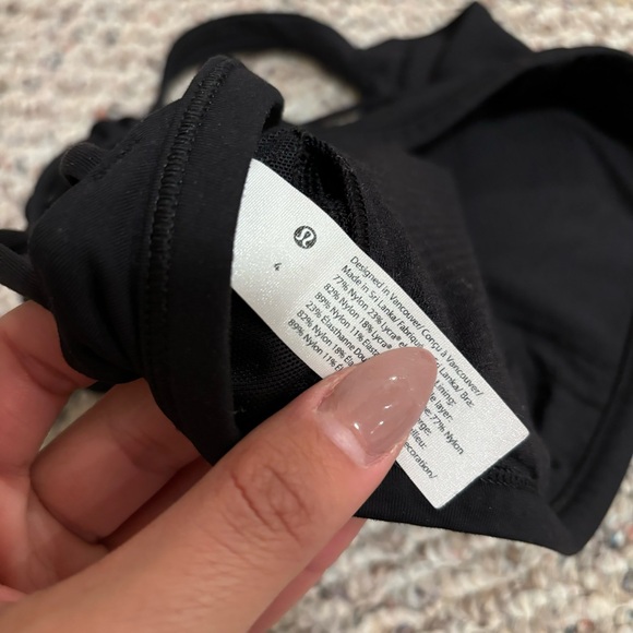 Lululemon Free To Be Bra (Wild) Black- Size 4 - Picture 4 of 6